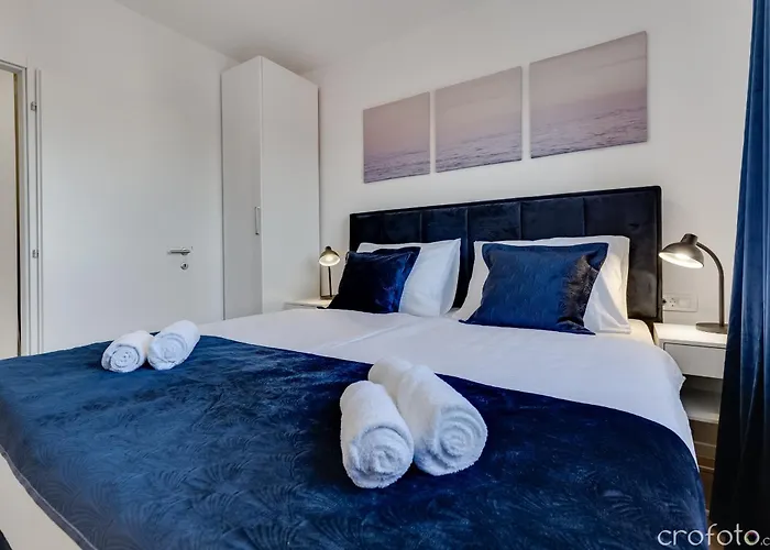 Emmi Apartament *